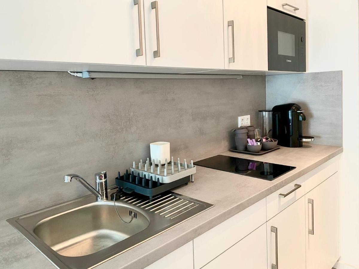 Modernes Apartment, Terrasse Und Garten Am Lilienthalpark Im Suedwesten Berlins Ngoại thất bức ảnh