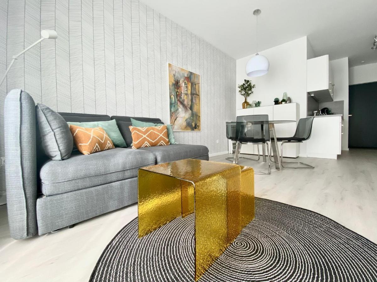 Modernes Apartment, Terrasse Und Garten Am Lilienthalpark Im Suedwesten Berlins Ngoại thất bức ảnh