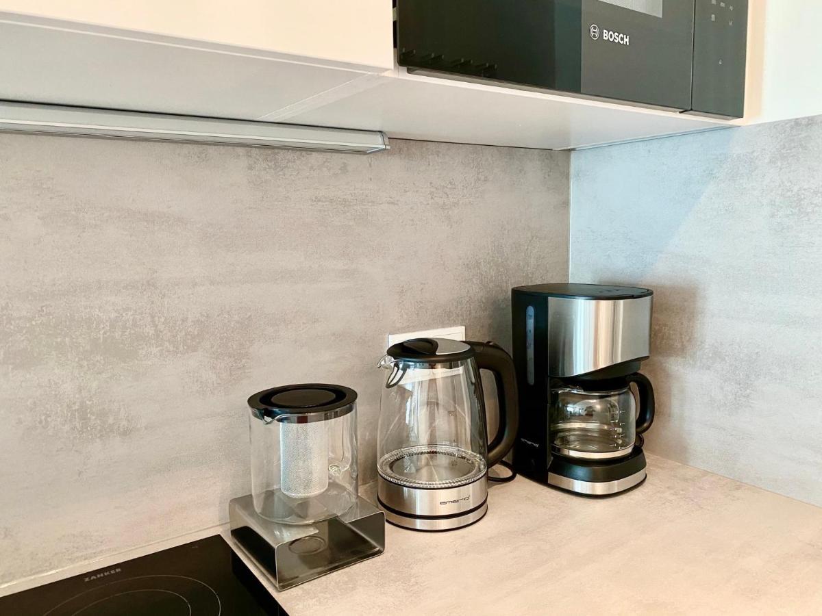 Modernes Apartment, Terrasse Und Garten Am Lilienthalpark Im Suedwesten Berlins Ngoại thất bức ảnh